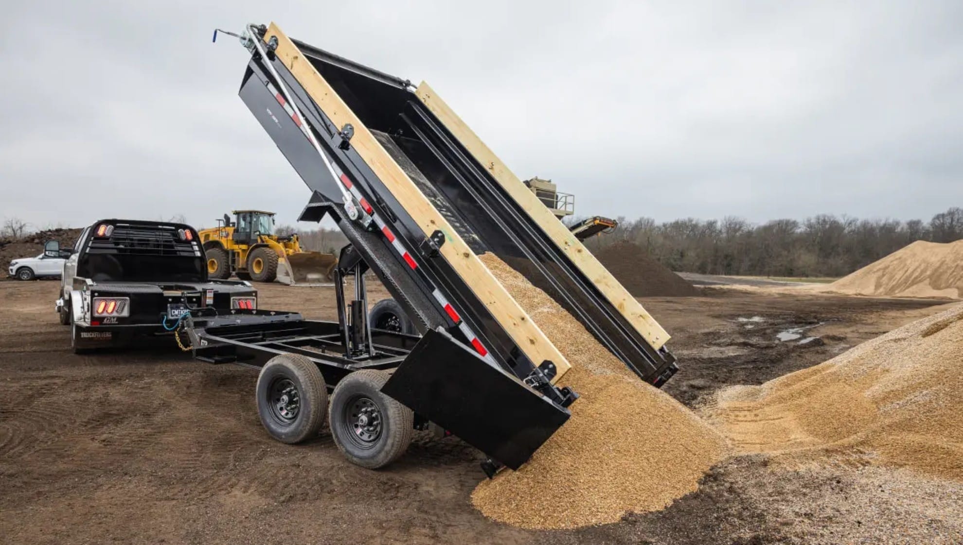 DUMP TRAILERS